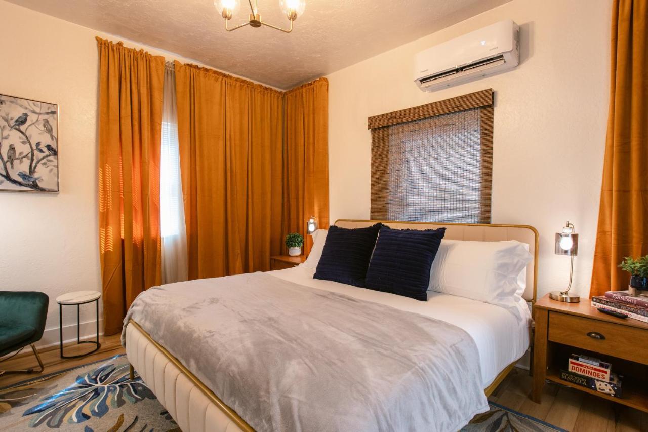 Oakdale Suites - Master Property เมดฟอร์ด ภายนอก รูปภาพ