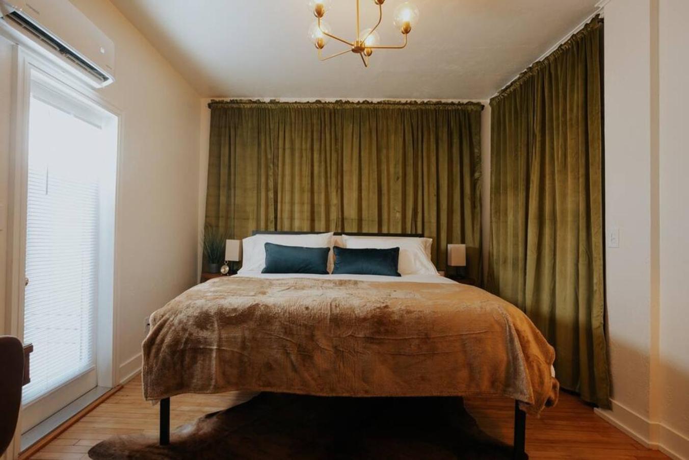 Oakdale Suites - Master Property เมดฟอร์ด ภายนอก รูปภาพ